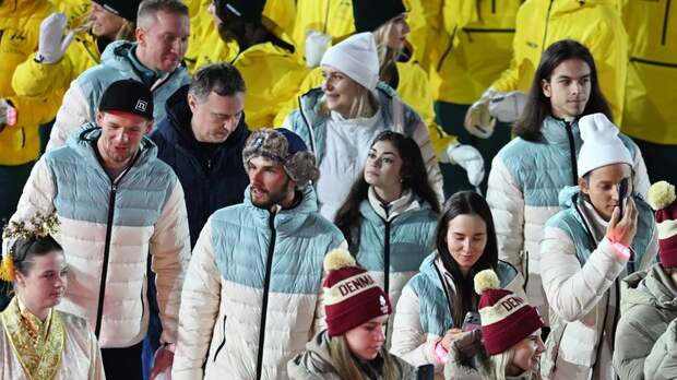 «Самый крутой вечер»: Трамп пригласил сборную США в конгресс, а россияне приняли участие в церемонии закрытия ОИ