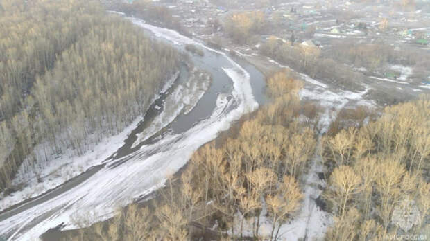 Еще три дороги перекрыли из-за паводка в Алтайском кае