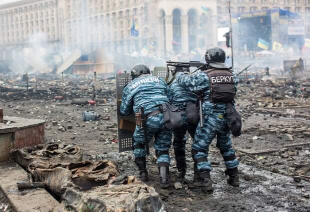 Развлечения патриотов. Оружейник Майдана расстреливал людей в новогоднюю ночь