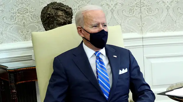 Почти 30 организаций в США призвали Байдена к диалогу с Россией