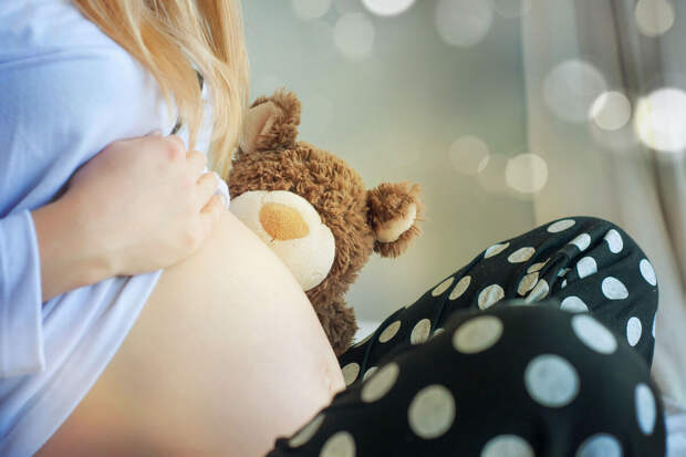 В Югре беременных хотят поддержать письмом от епископа и крестильными набором