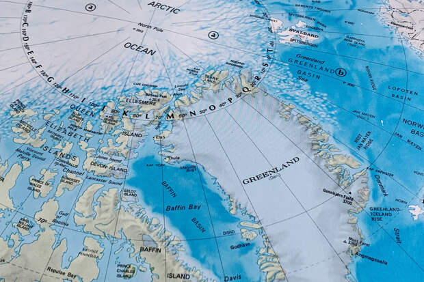 WSJ: отправить плавучий госпиталь из США в Гренландию предложил активист Боассен