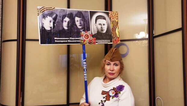 Ольга Кириллова из года в год участвует в акции «Бессмертный полк»/Из личного архива
