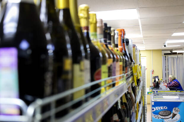 В какие дни мая и июня в Архангельской области запретят продажу алкоголя: даты
