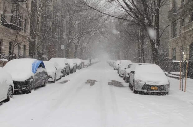Число погибших из-за снежной бури в США увеличилось до 73 человек