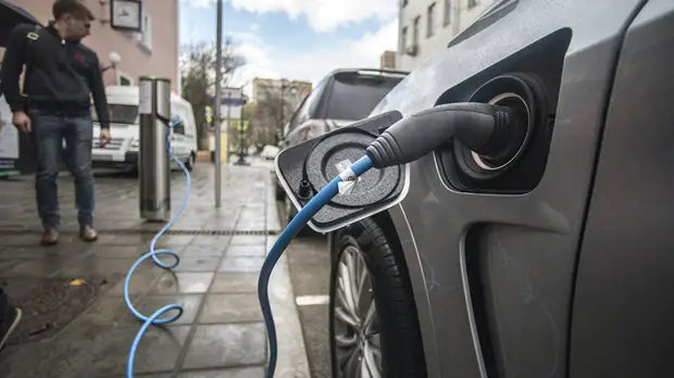 СМИ: Рынок электромобилей в России вырос вдвое за год