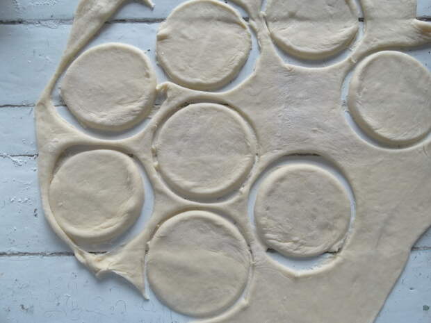 Душевный пирог «100 булочек» - можно нарезать на кусочки, а можно отделять каждую булку!