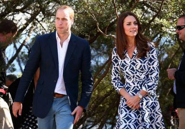 Kate Middleton Wore Diane Von Furstenberg Wrap Dress-08