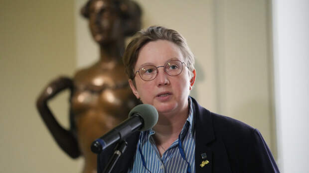 «Наглые дебилы»: бывший директор Пушкинского музея жестко прошлась по зумерам