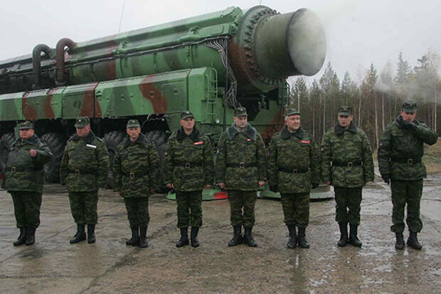 Подвижной ракетный комплекс "Тополь-М".
