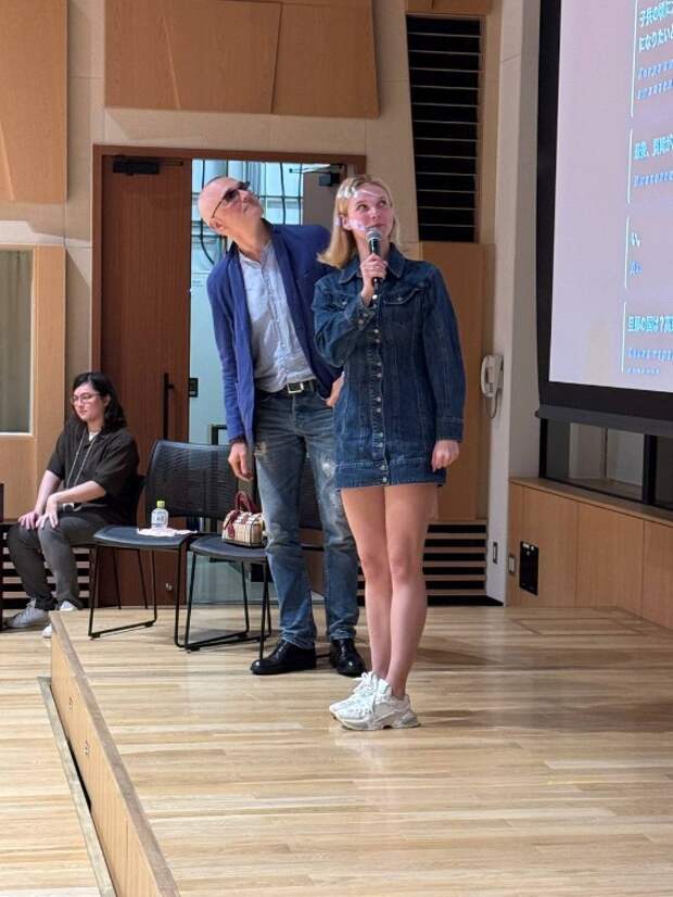 Егор Бероев с супругой. Фото: ТГ-канал egor_beroev