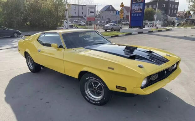 В России продают культовый Мустанг с минимальным пробегом