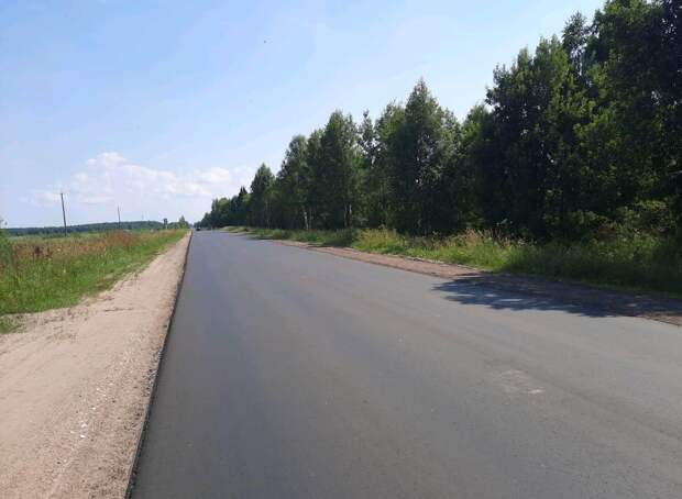 На дороге Дубна - Кимры – Горицы в Тверской области уложили новый асфальт