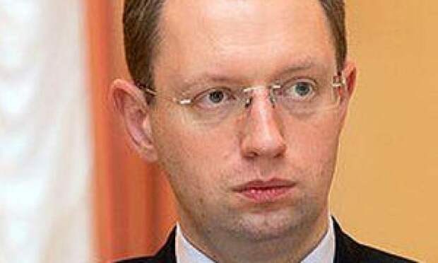 Яценюк: МВФ денег не дал, Украина передана во внешнее управление