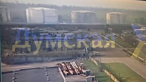 Появились кадры удара по резервуару в порту Одессы
