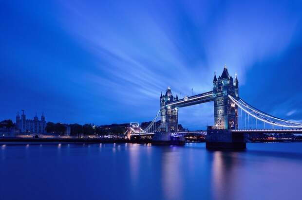 20-cities-that-you-should-see-at-night-artnaz-com-10