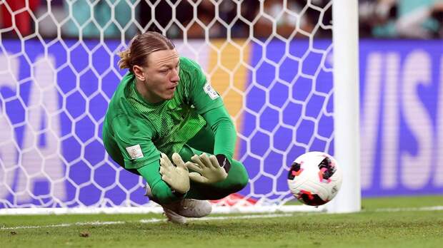 Сафонов — о 2:0 с «Ливерпулем»: «Сегодня кайфуем от проделанной работы, а с завтрашнего дня снова в процесс»