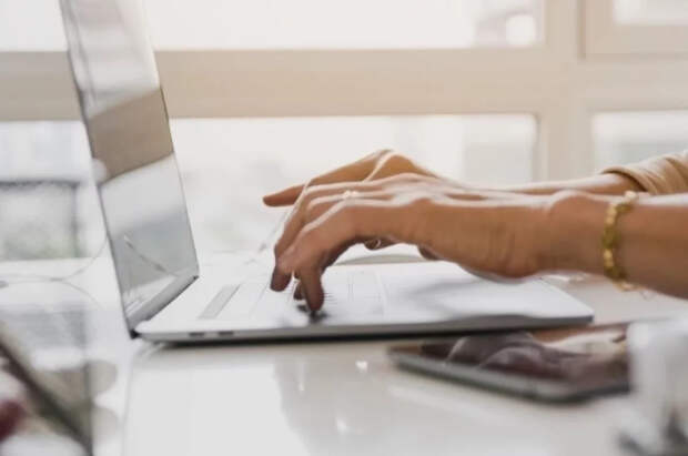 Невролог Кокоткина предупредила: гаджеты провоцируют лимфостаз и вредят подросткам