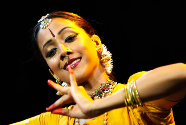 Древний индийский танец бхаратнатьям