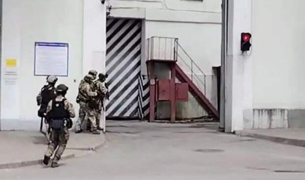 Росгвардия показала видео силовой операции в СИЗО в Ростове-на-Дону