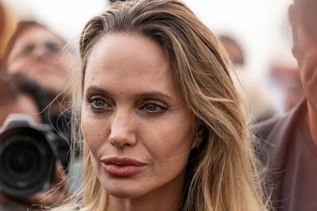 Развод, болезни и скандалы: как Анджелина Джоли потеряла красоту и репутацию после 50 лет