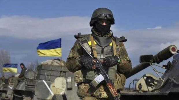 Постпред РФ сообщил о стягивании войск Украины к Донбассу
