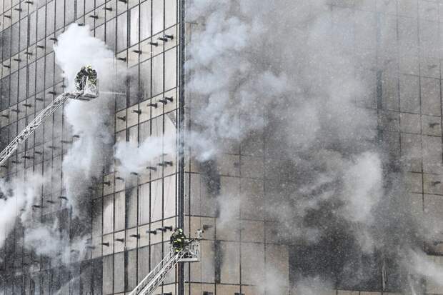 SHOT: при пожаре в строящемся доме на севере Москвы не выжили семь человек