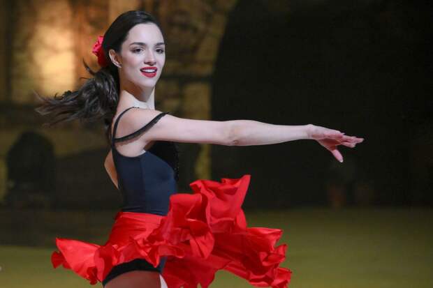 Леонова: для меня самая стильная фигуристка - Медведева, а не Загитова