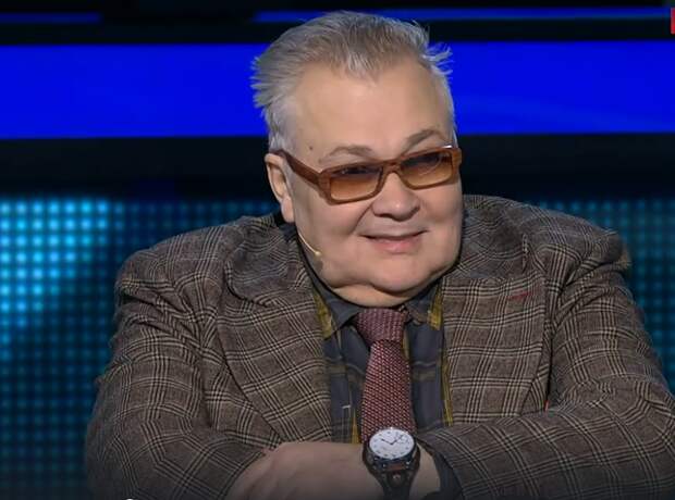 Борису Борисовичу из Долгопрудного, наверное, кажется, что он уже сделал всё, что мог, чтоб похоронить свою репутацию в эфирах у Норкина.-12