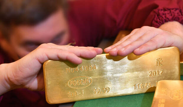 Российское золото может попасть под санкции Евросоюза, узнал Reuters