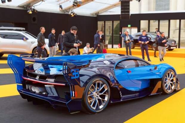 Китайские механики создали копию Bugatti Vision Gran Turismo, и она может передвигаться сама