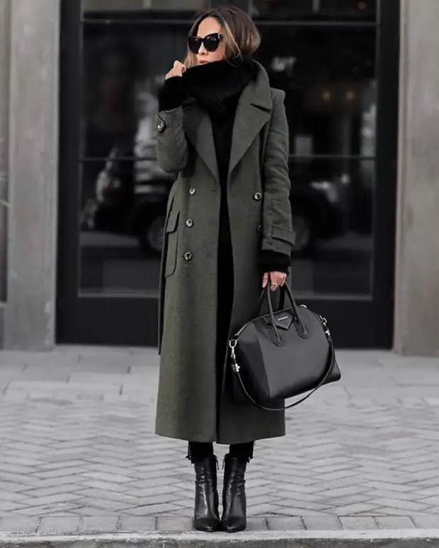 20+ интересных вариантов с чем носить длинное пальто дамам 40 лет в 2021 году