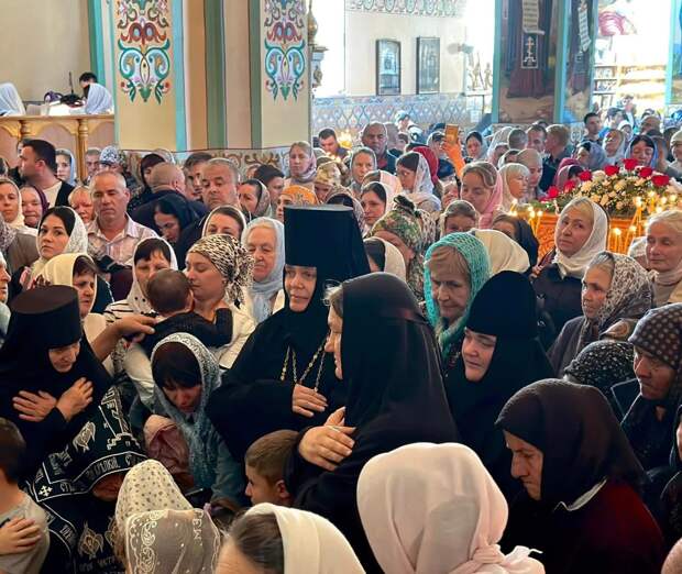 50 оттенков предательства: иуда-игуменья из Одессы обвинила Россию в геноциде