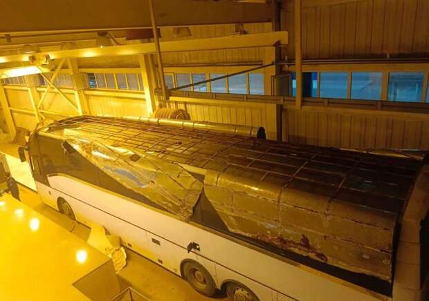 Тайник с 64 тысячами пачек сигарет нашли в прибывшем в Сочи пассажирском автобусе