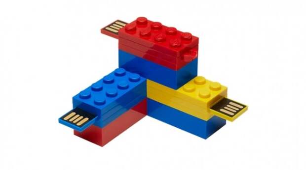 pny-lego-flash-drive