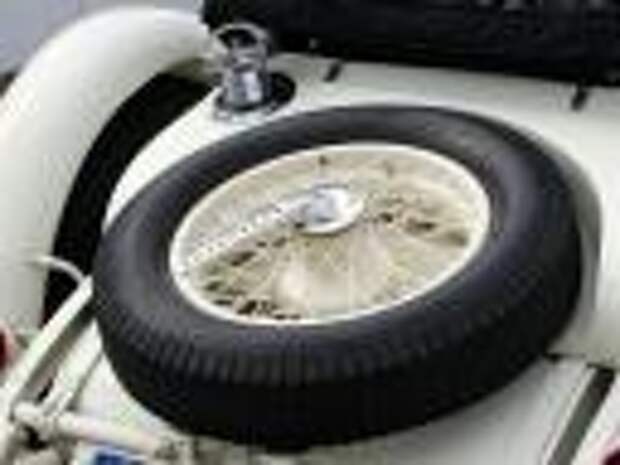 1931 Mercedes-Benz 720 SSKL (современная копия), фото Autozeitung.de