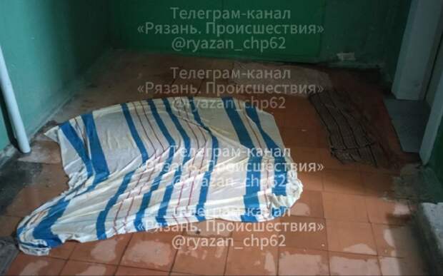 В доме на улице Старореченской из-за протечки ливневки сломался лифт