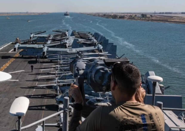 «Сильнейшая армия» без еды: экипажи ВМС США, развернутых на Ближнем Востоке, жалуются на нехватку еды и падение морального духа