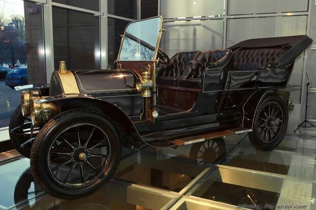 Музей частных коллекций Автовилль (44 фото)