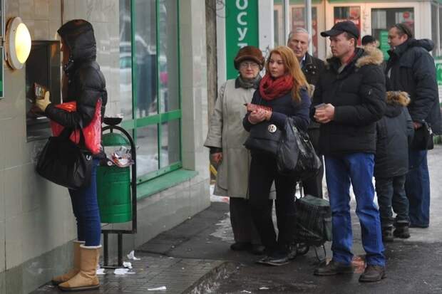 Триллион за произвол: экономика платит за недоверие между властью и обществом