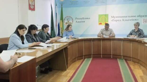 В Адыгейске обсудили вопросы профилактики безнадзорности и правонарушений среди подростков