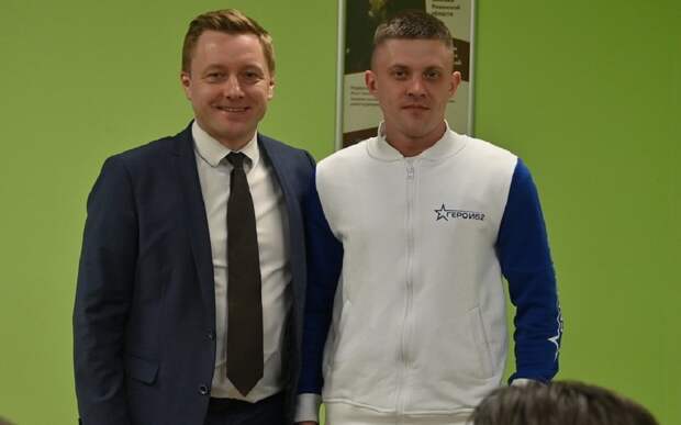 Денис Боков встретился с участниками кадрового проекта «Герои62»