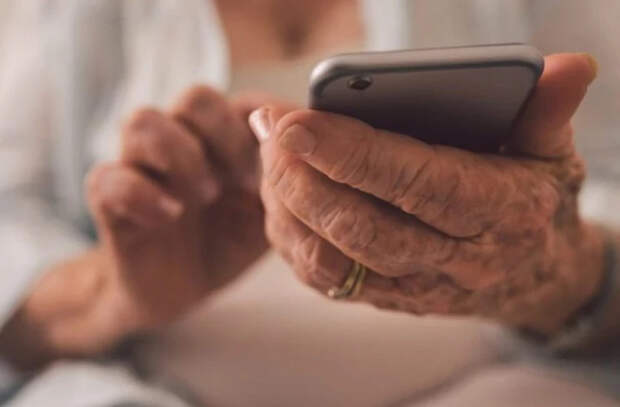 73-летняя женщина лишилась более полумиллиона леев в результате мошенничества