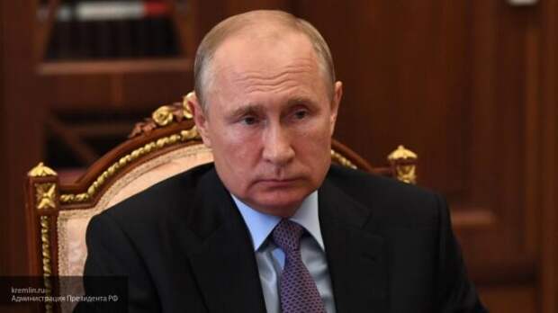 Путин одобрил закон о признании отчуждения территорий РФ экстремизмом