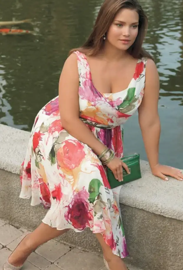 Жалаңаш Ольга Шувалованың суреті