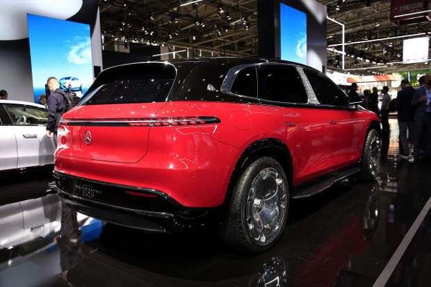Концепт Mercedes-Maybach EQS