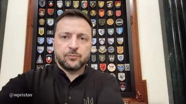 Зеленский призвал Запад увеличить поставки ракет для ударов по России