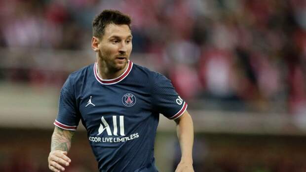 Бензема ответил хейтерам Месси