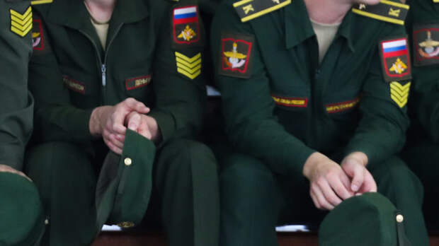 «Фонтанка»: в Петербурге задержали курсантов академии связи за стрельбу из авто