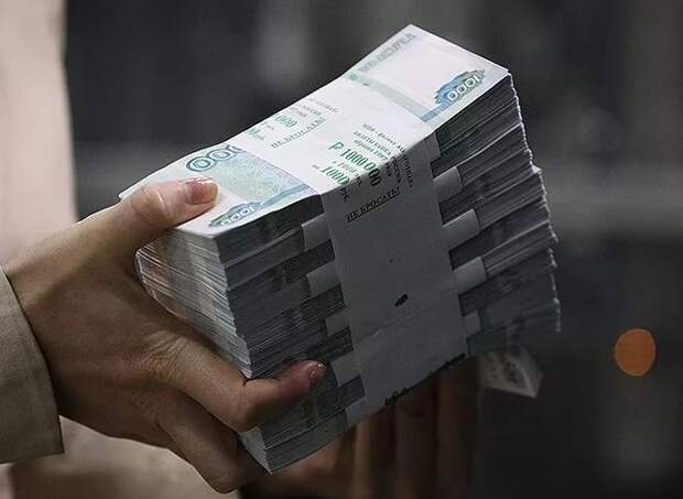 Мягкая денежно-кредитная политика ЦБ РФ ускорила переток сбережений из депозитов на фондовый рынок